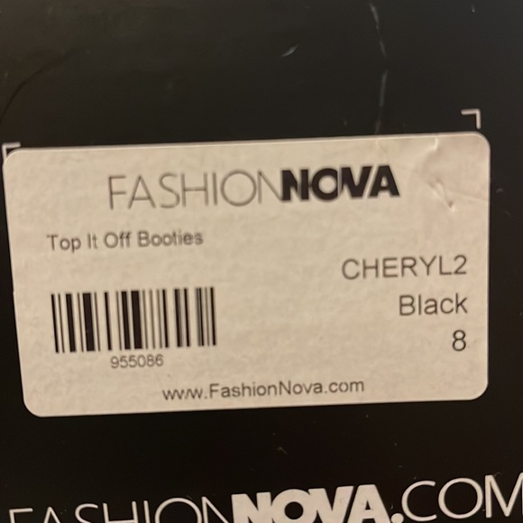 Black “reptile” style pointed booties - Picture 4 of 4